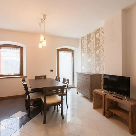 Samont - Borgo Gortani Apart Otel 3*